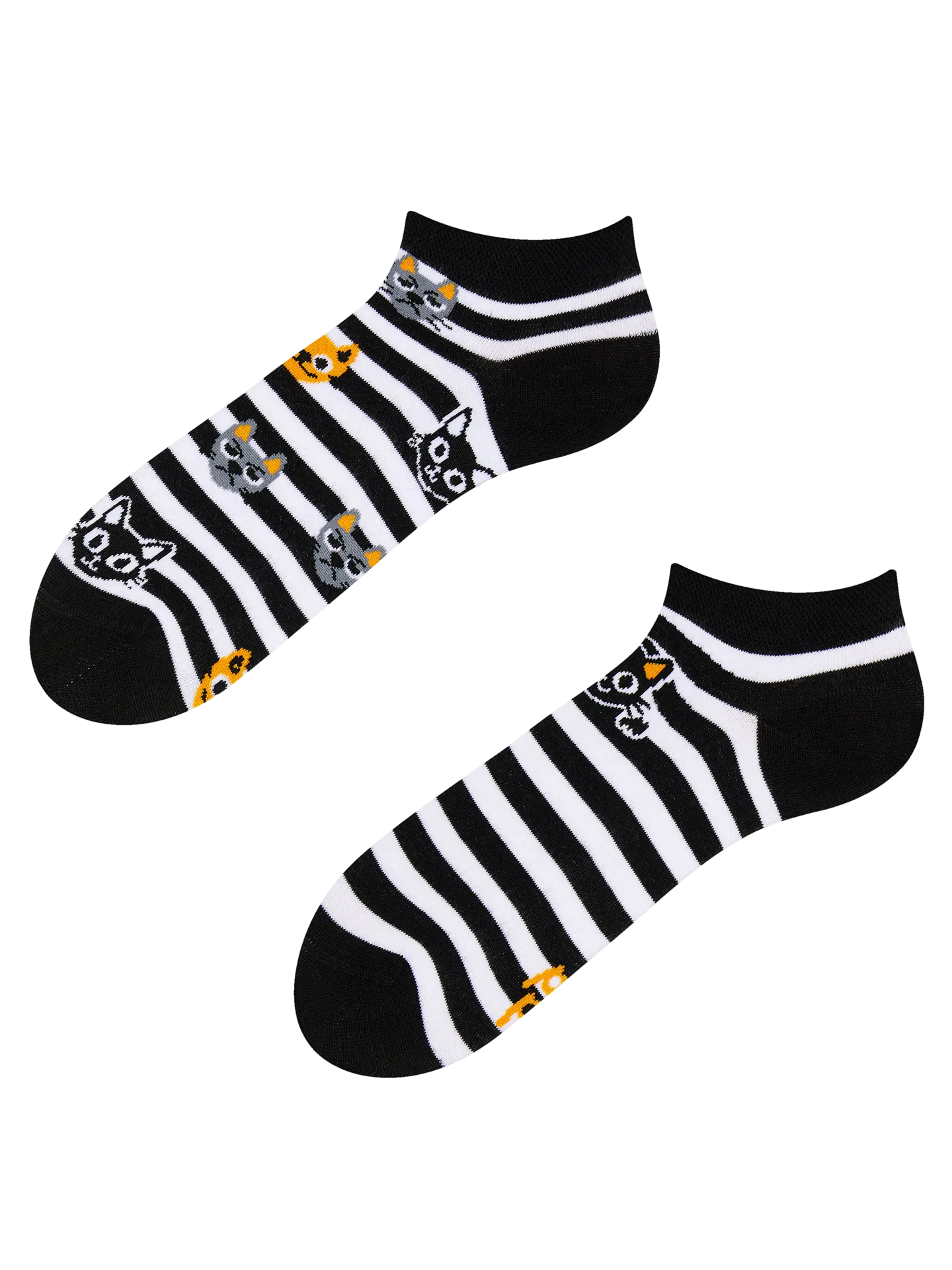 ankle-socks-cats-stripes-02-f8/f8ff457f5a3dfcc85f525393ca4ab7fdb61c4325