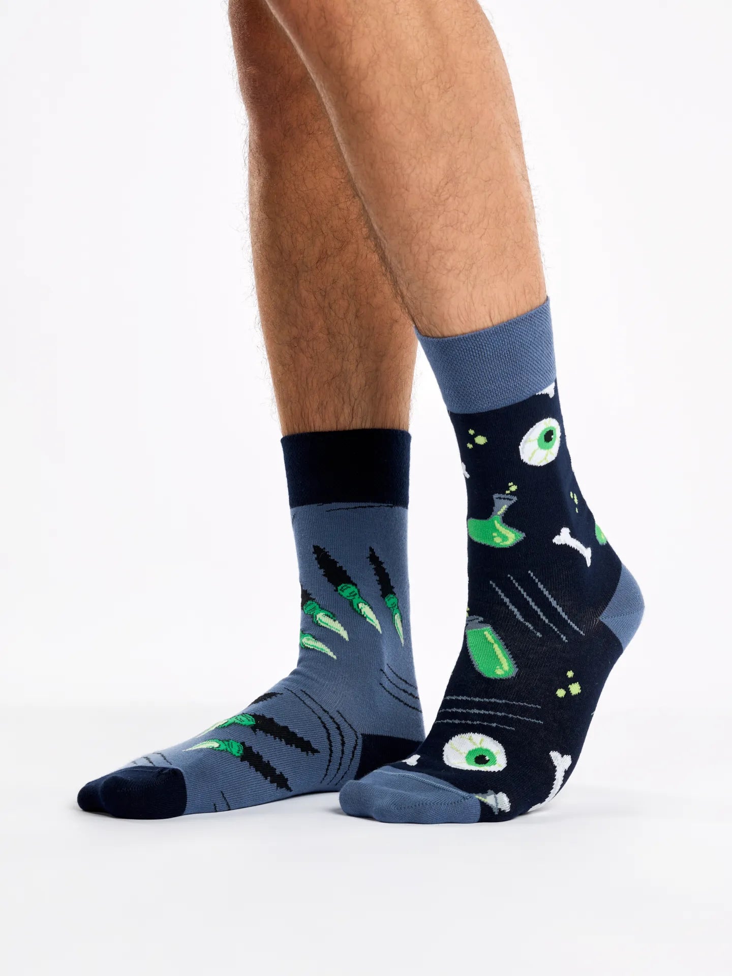 regular-socks-green-monster-1a/1aa367622c5120d84144150030670f3a37c3040c
