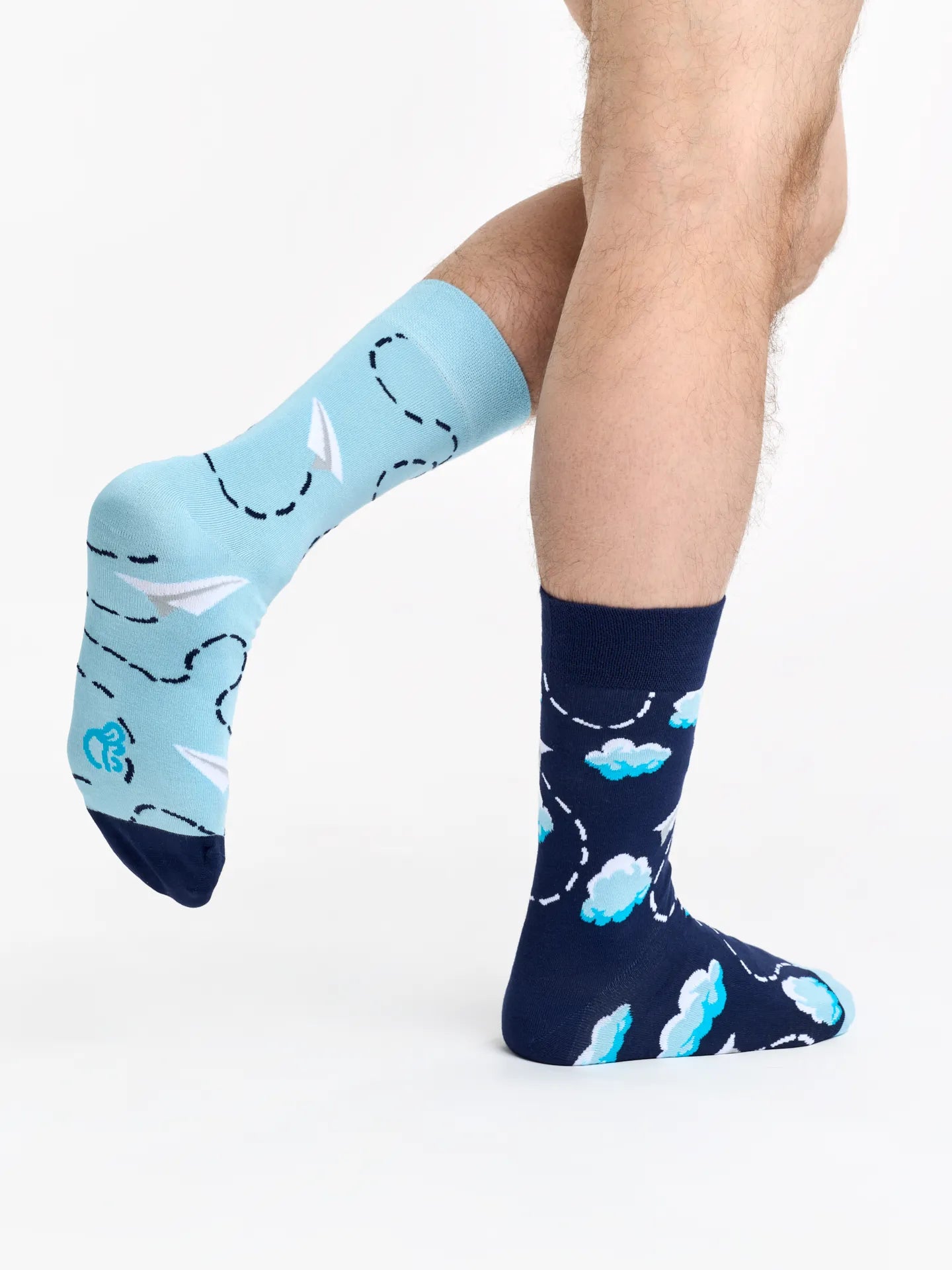 bamboo-regular-socks-paper-planes-clouds-okt-1-5e/5e2a0e9ff90c30dbe3aec71a5893fad0801810bf