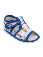 Pantuflas infantiles de punta abierta Invierno con un muñeco de nieve