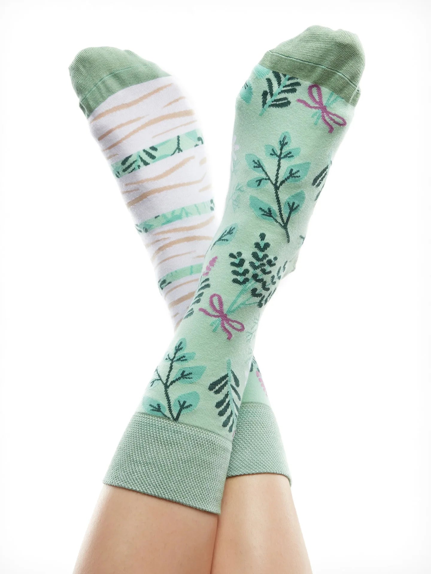 regular-socks-herbs-02-73/73526dc1befa22edee8c56e2f8503afee864ae4d