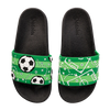 Chanclas infantiles alegres Campo de futbol