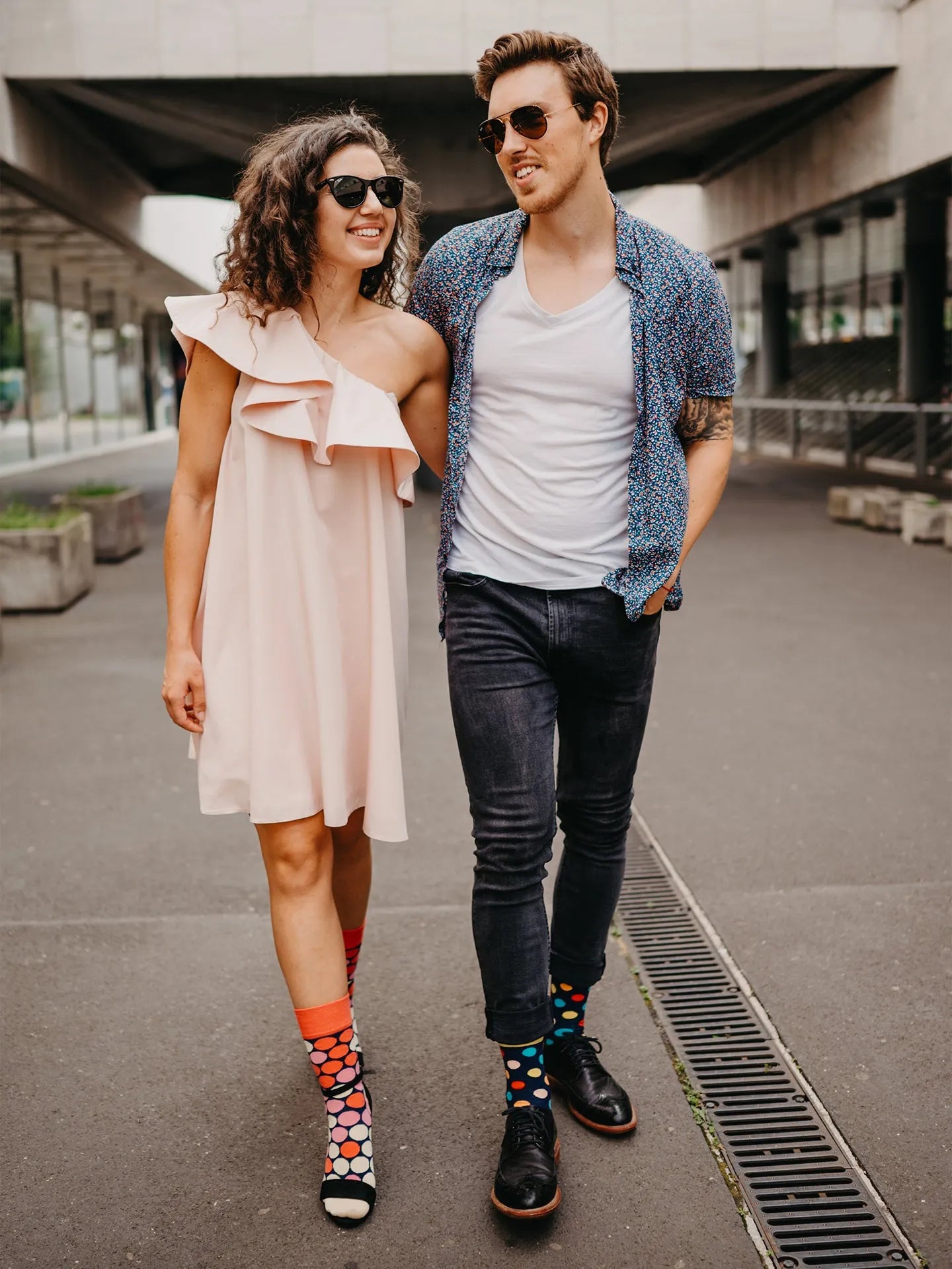 regular-socks-colourful-dots-02-f1/f17fd98612d0d86a4306e35c380ee81063a363dd