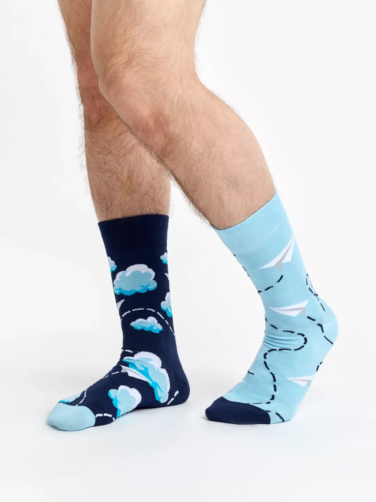 bamboo-regular-socks-paper-planes-clouds-okt-1-af/aff4ee14842aa6d950c8a80a8a678a5d3a140448