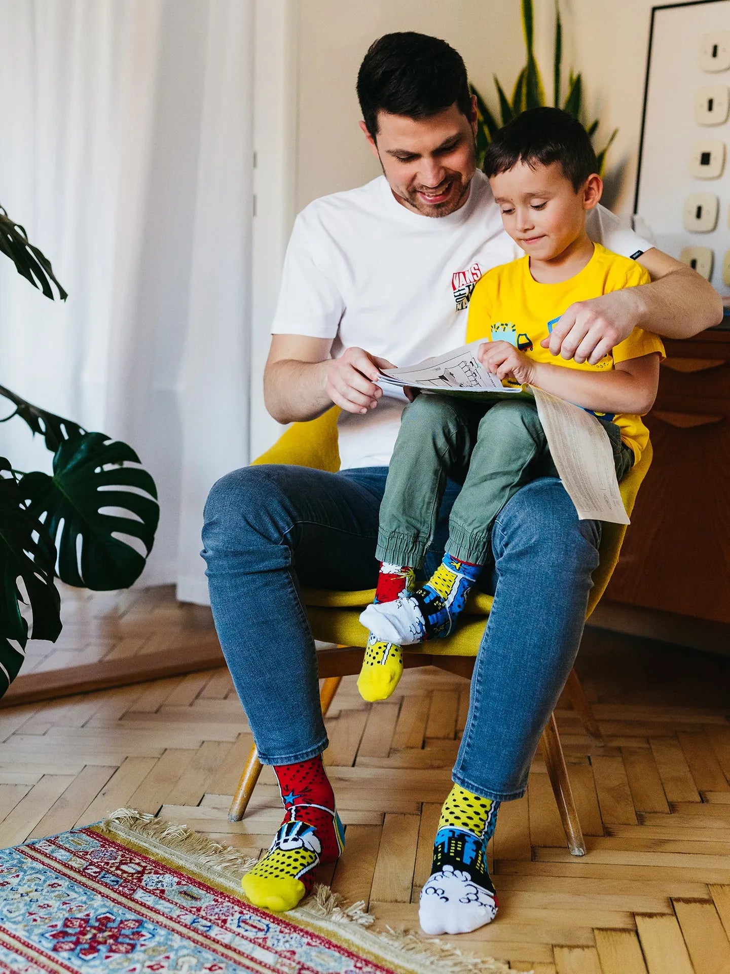 regular-socks-colorful-comics-02-6a/6ac06ef4a313c4888d858ed4fb7dc316734da25d