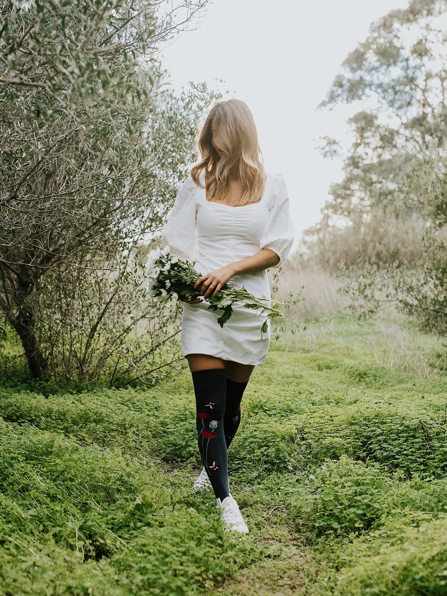 over-the-knee-socks-ladybugs-poppy-flowers-a6/a6a18b31e093ca79061c51bbcf4bd470b02d5f7e