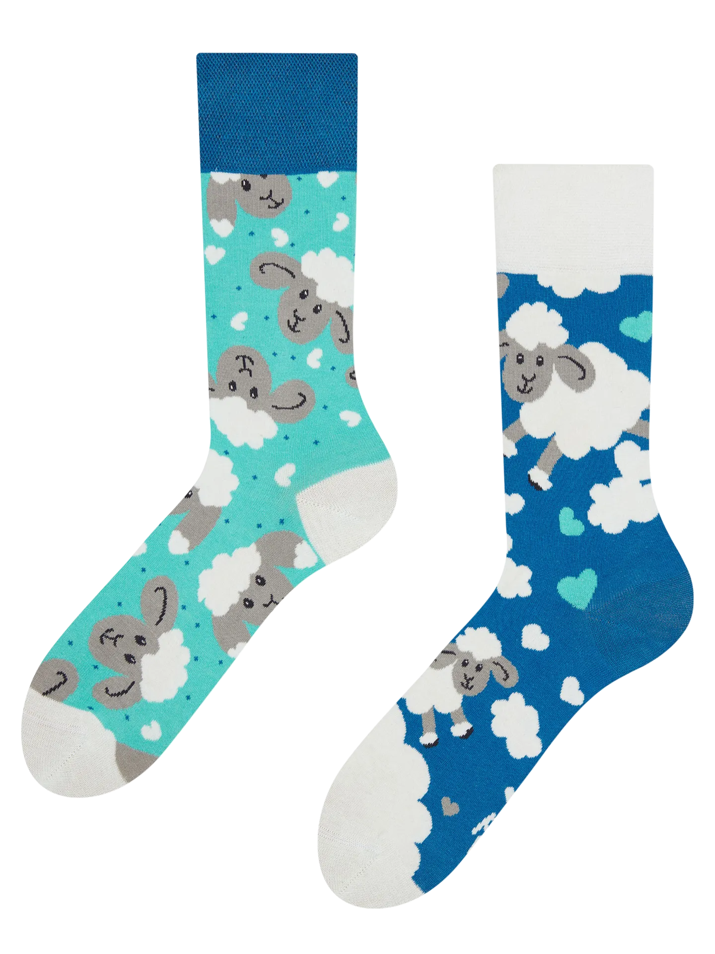 regular-socks-sheep-clouds-02-eb/eba0f85b590ee9e48a6101e5627cd60b9781e59d