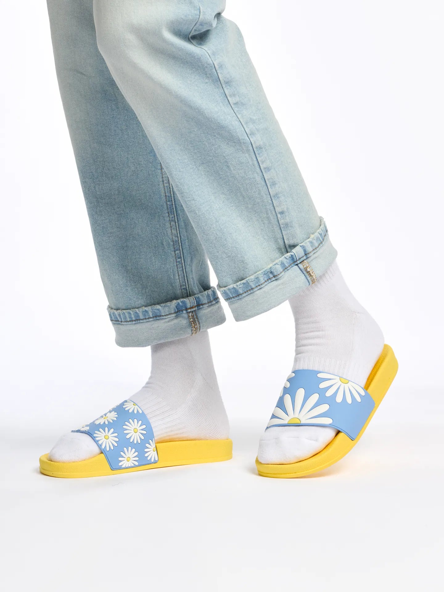 slides-sunny-daisy-1-db/db23f519f4da98b110e544782b96850f4d7911be