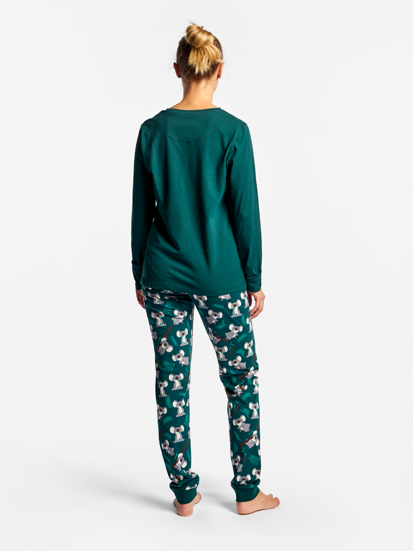 womens-pyjamas-koala-leaves-b4/b4f79f8f5bc0815af7467f65bfdc6289e89e4083
