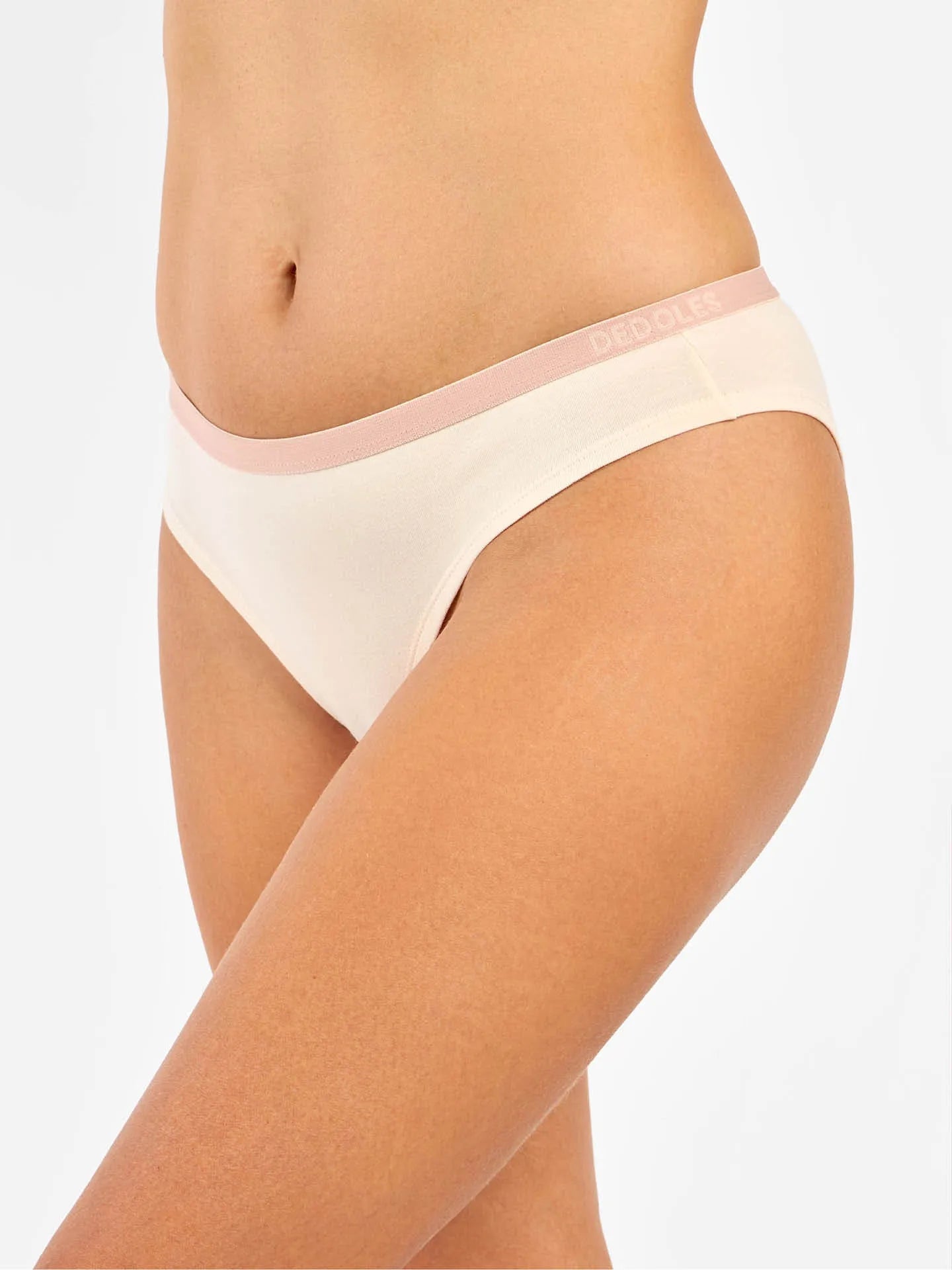 cream-womens-briefs-1-86/86a501893d9832dd96f524d6c7439e4e39a79953