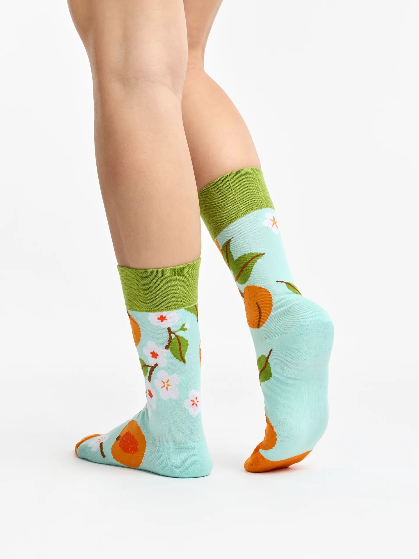 regular-socks-apricots-02-82/82af9f558366c6e3bca2472a8bd33e65ce499fc7