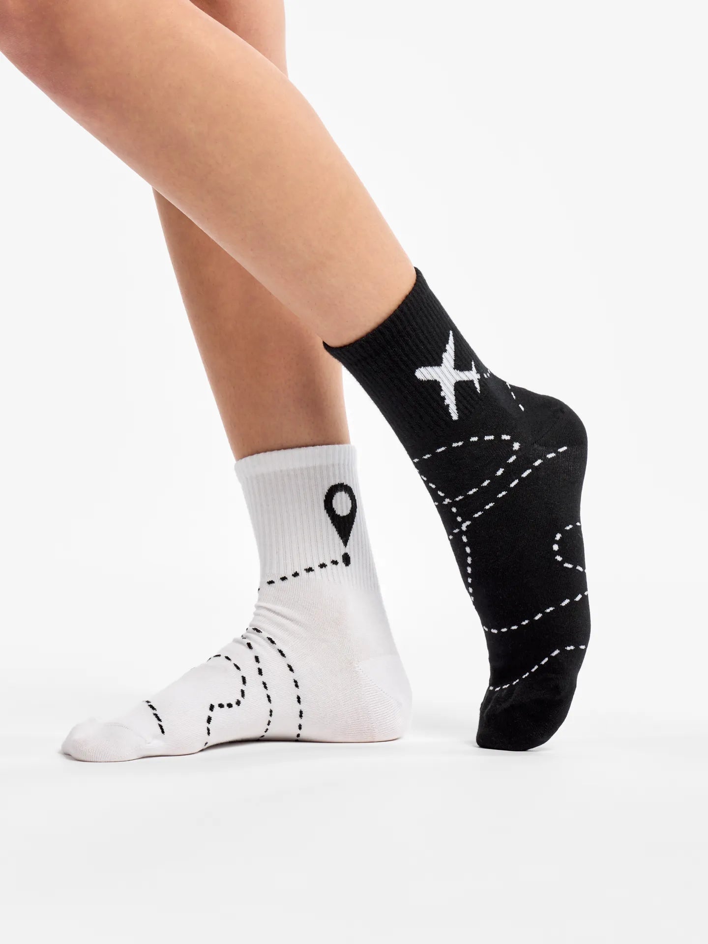 crew-socks-plane-route-02-c0/c064eab69da2947d2fd5d295729b4bcd1a1f6501