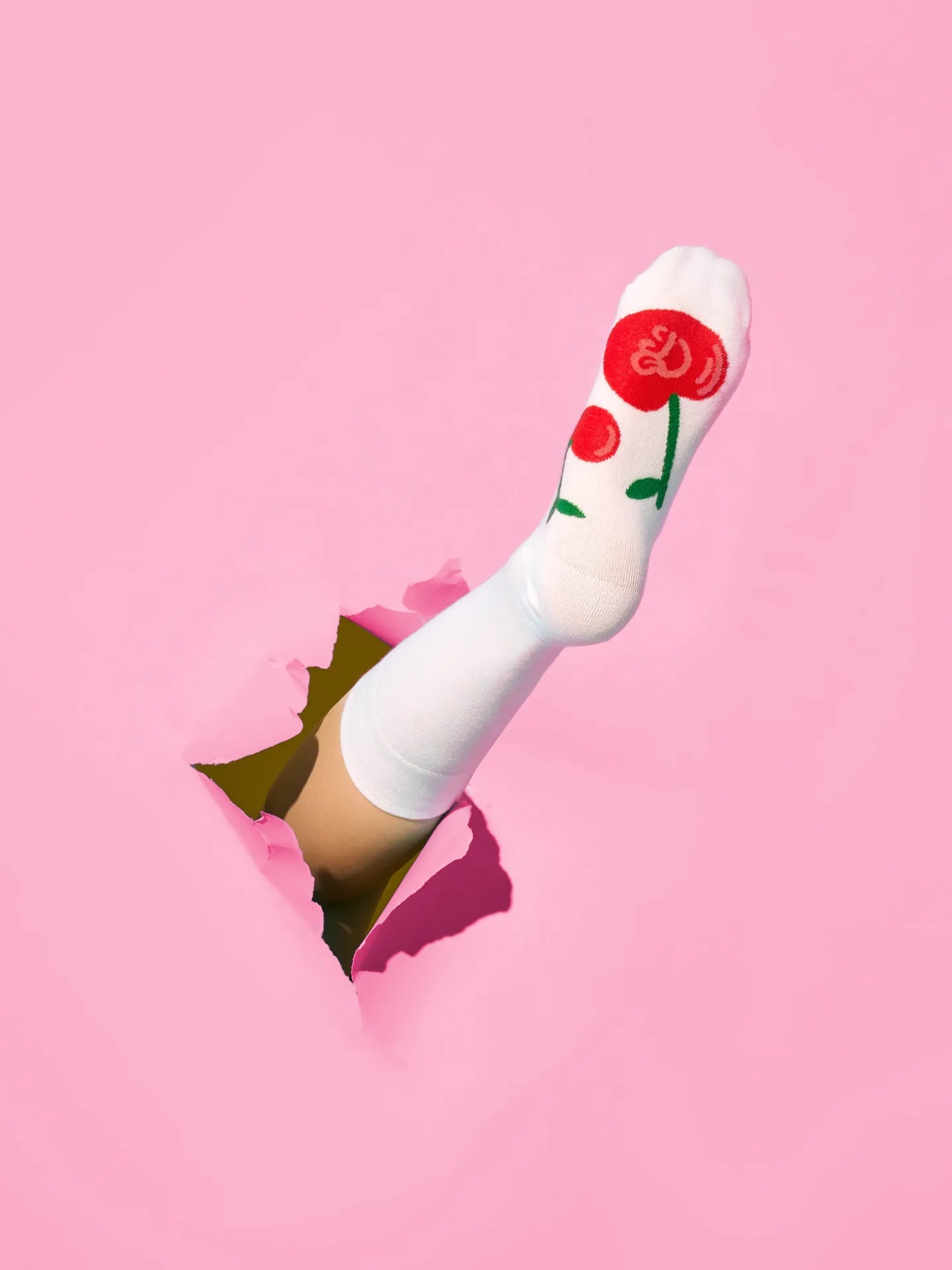 regular-socks-red-cherries-81/81ab9a91b1604c87103497169abb2305f320ef62