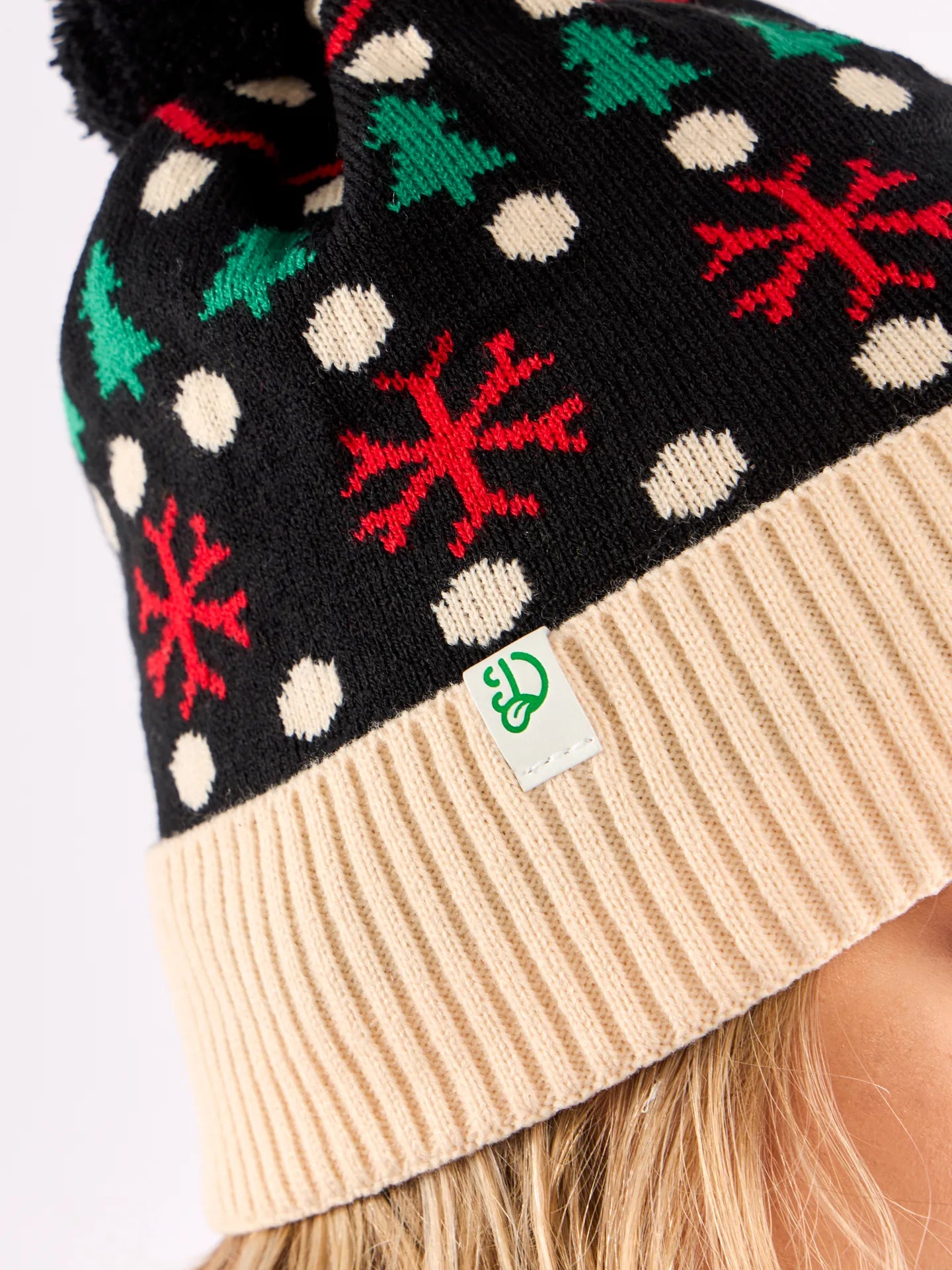 beanie-forest-ornament-ff/ffb043dd98acfff444c1bf6037fafc0001ac3348