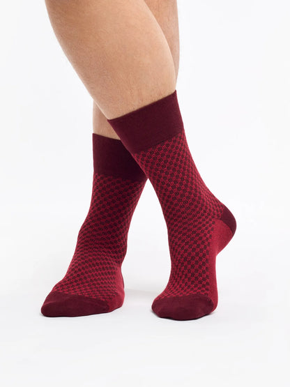 brown-red-jacquard-socks-01/013c2b96711f75e3a07d792973675e77706597f4