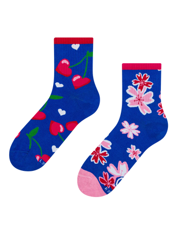 Calcetines de deporte alegres Amor por las cerezas