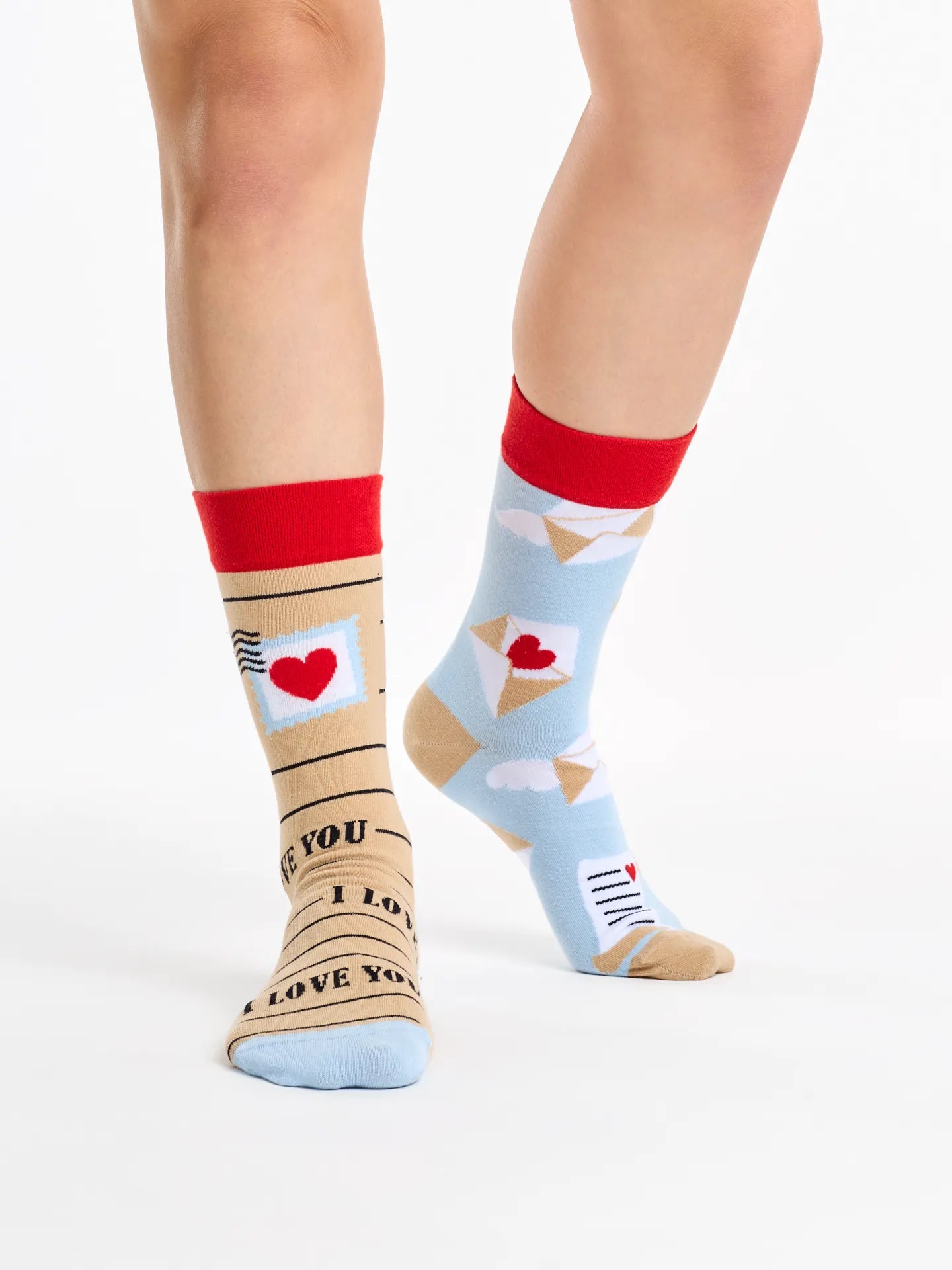 regular-socks-love-mail-0c/0c7699f00090d8a12856186443daae53ce1baae5