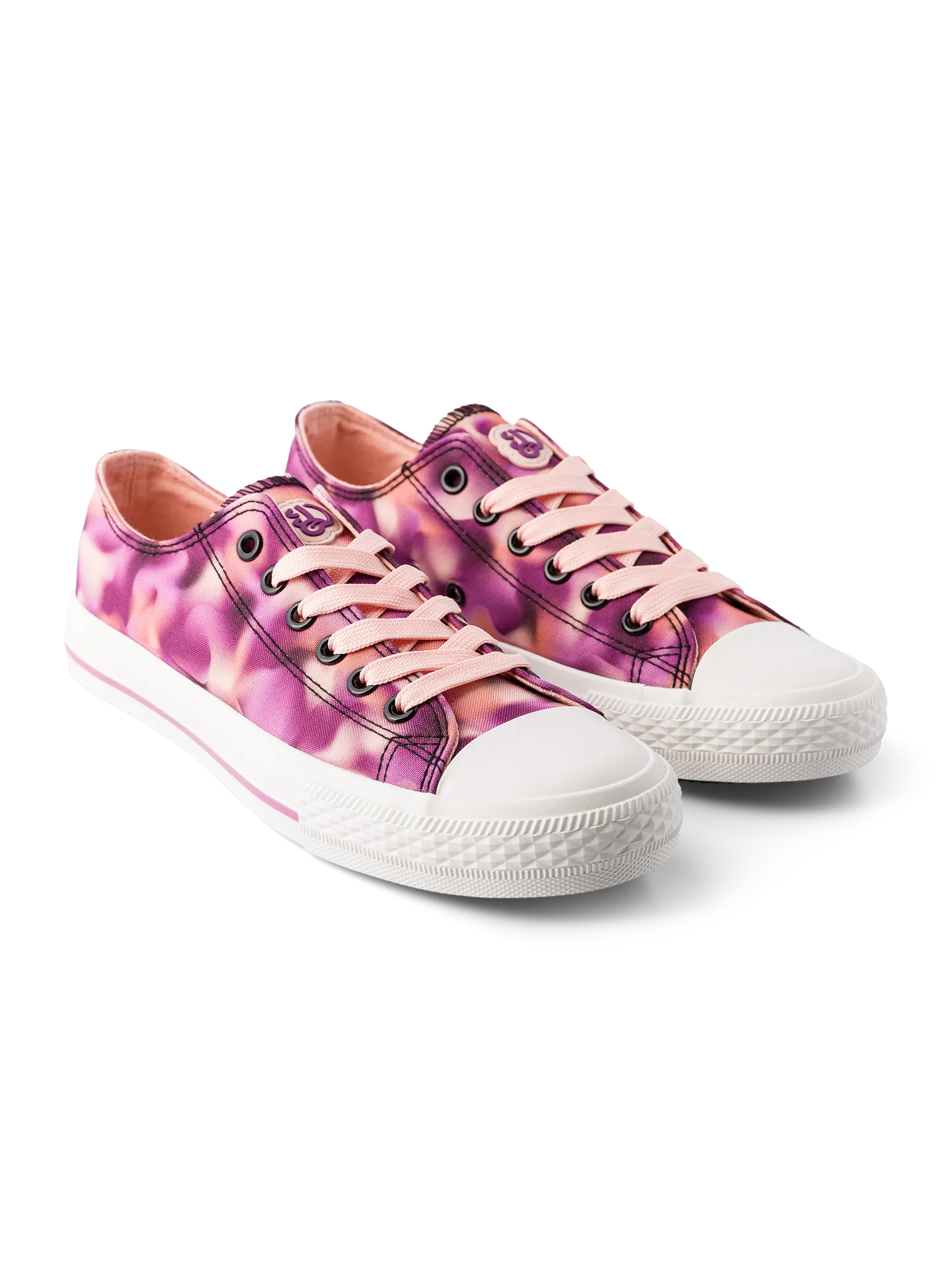 canvas-shoes-pink-camouflage-0e/0ec9582f4eb814cb0fc005f95093e014647dafbc