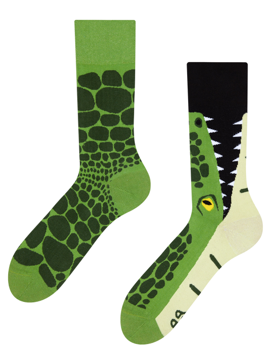 regular-socks-crocodile-02-e3/e3d7efcdc2e6f580f8106e0e7cb65fe05351bb34