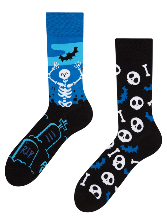 regular-socks-skeletons-02-c3/c358ff9288d4e3e08581b6b2cdbe85449942131d