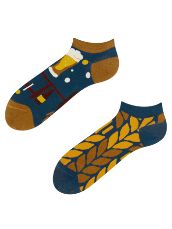 Calcetines tobilleros alegres Hora de la cerveza