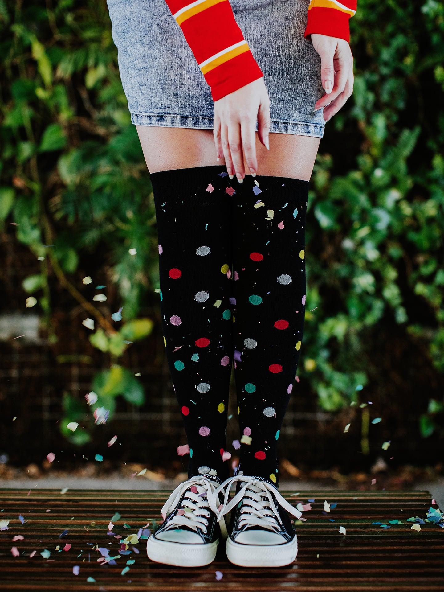 over-the-knee-socks-dots-all-over-91/915f4d47e914cc17877d812eff6aabe801c39453