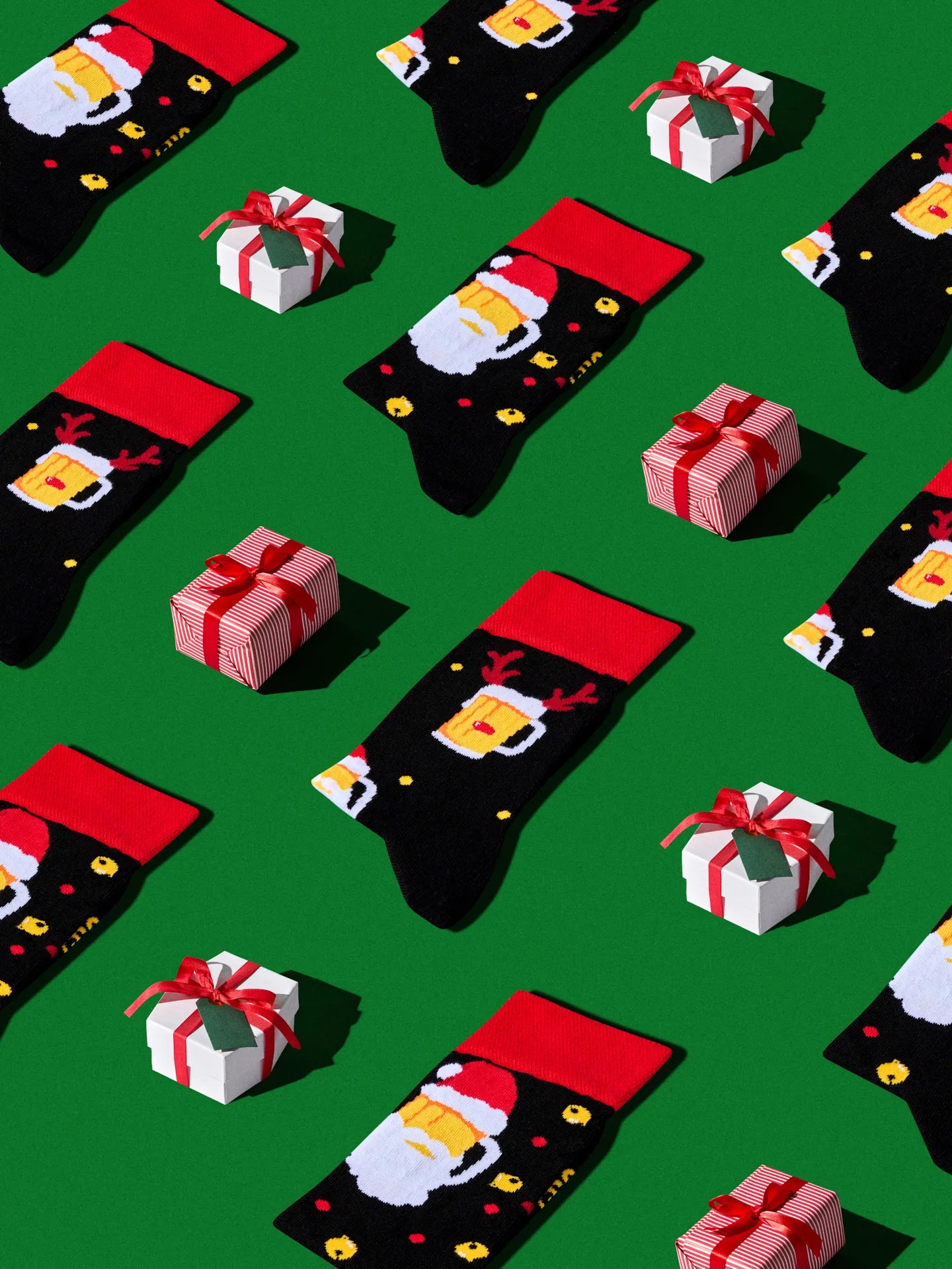 regular-socks-beer-santa-f4/f4bb5b8a923118ed00660dcfa1997eae75a671f9