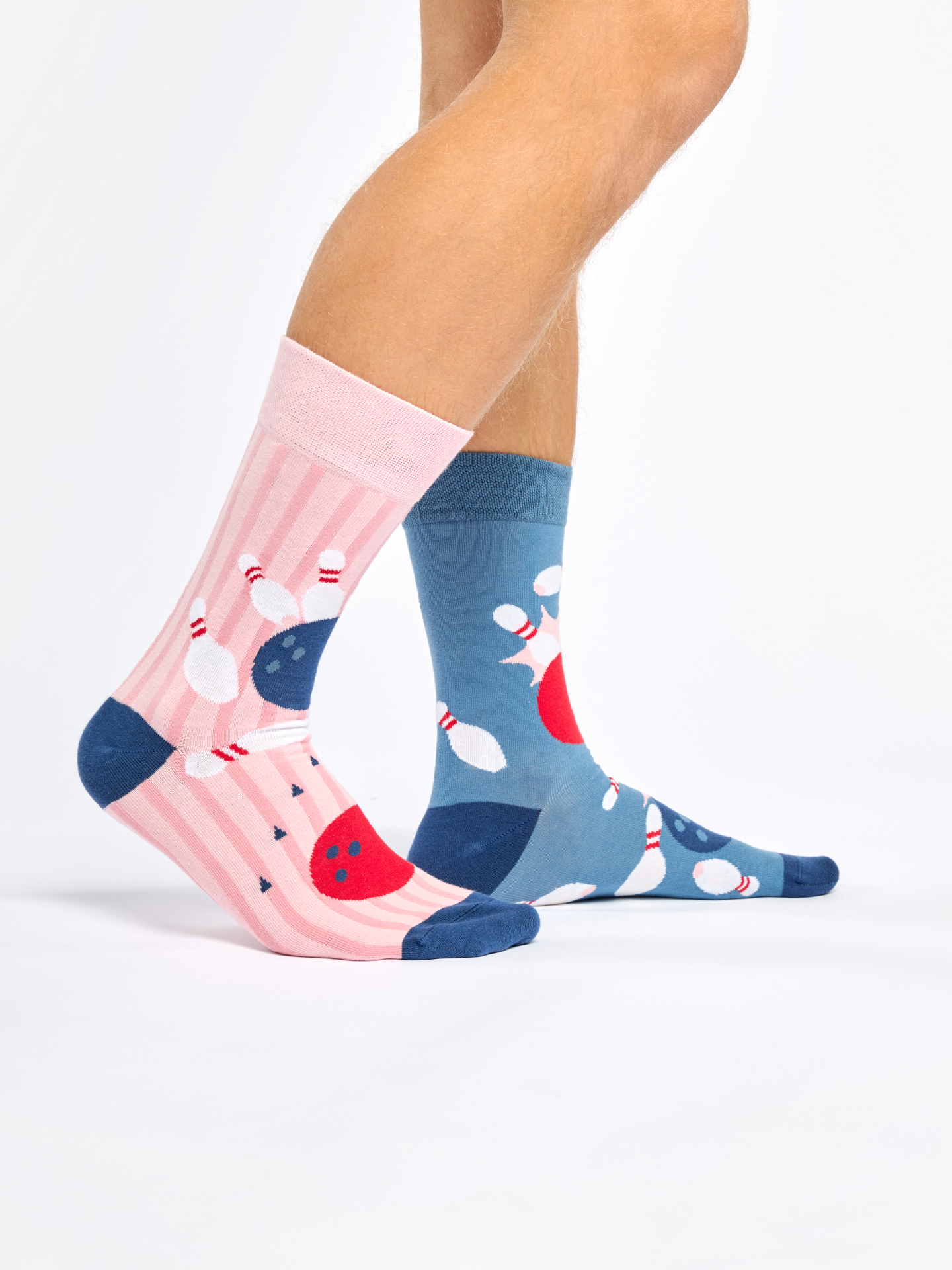 regular-socks-bowling-game-02-bf/bfbdaacb104c573fa07bad1572bc870ede471887