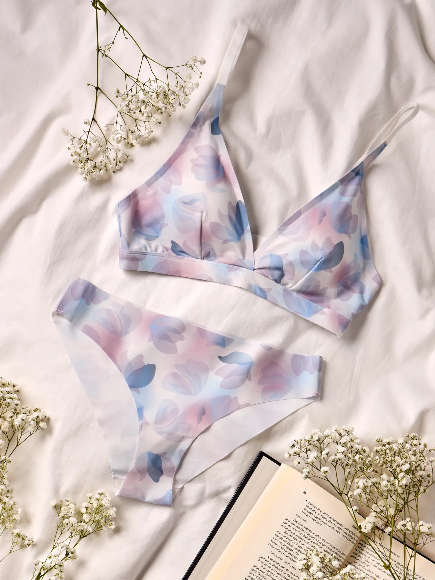 traceless-triangle-bralette-morning-petals-7f/7f360414925f16db49bcf63eabf7bcee4110afe1