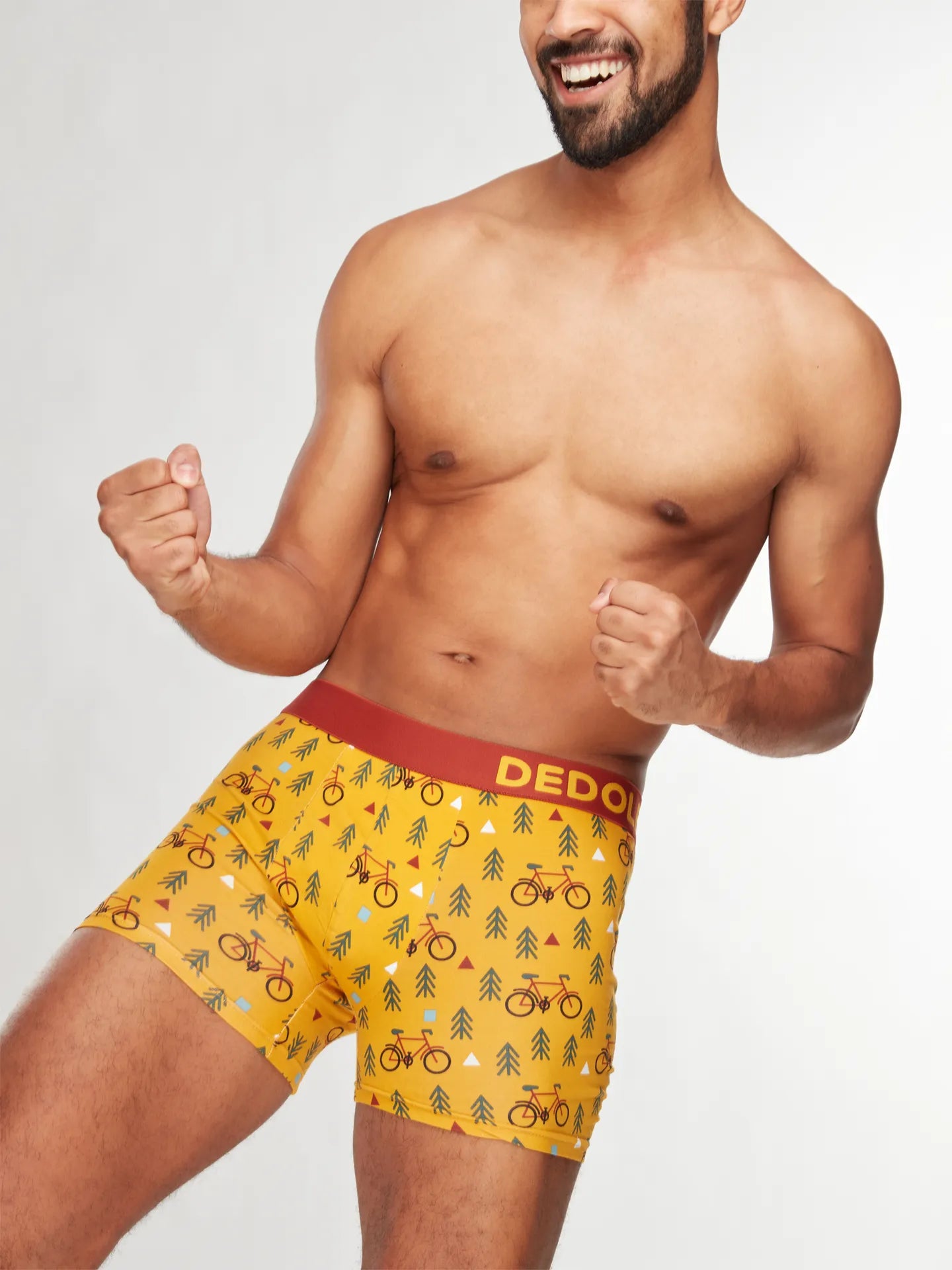 mens-trunks-on-the-road-1-3d/3d2fc883f5174587e2ad260eec0fa55d318b6400