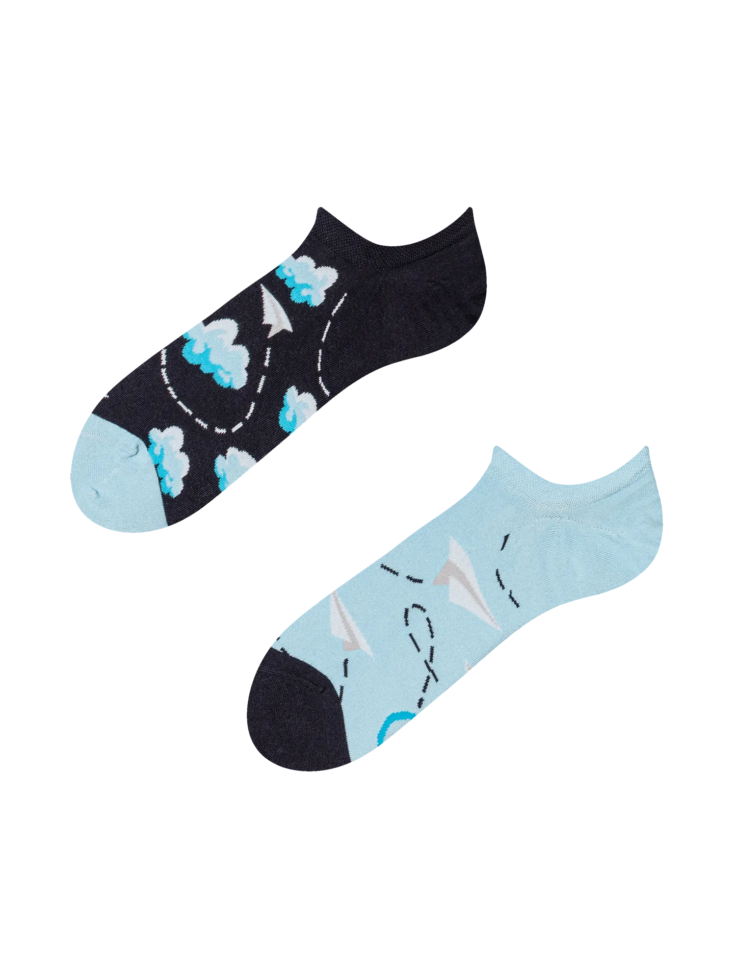 sneaker-socks-paper-planes-clouds-okt-f0/f02478c0f3a86006fe1e284a0dd36950a4b0100f