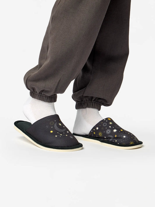 slippers-zodiac-sky-cb/cbfa5c20e5fc51fde592870fced8608e80610af7