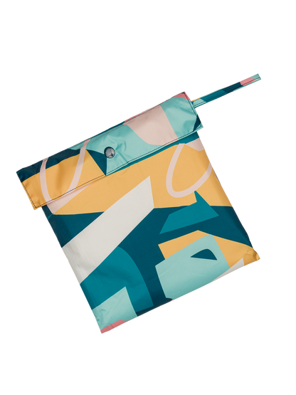 raincoat-colourful-geometry-5d/5d05e00de134c9c82908ea1e0fb4622100cefe84