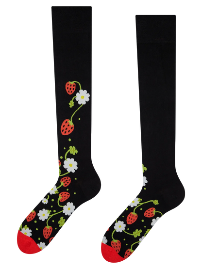 knee-high-socks-wild-strawberries-53/53c301355d97580d4bca790b8f68e9b806b0af05