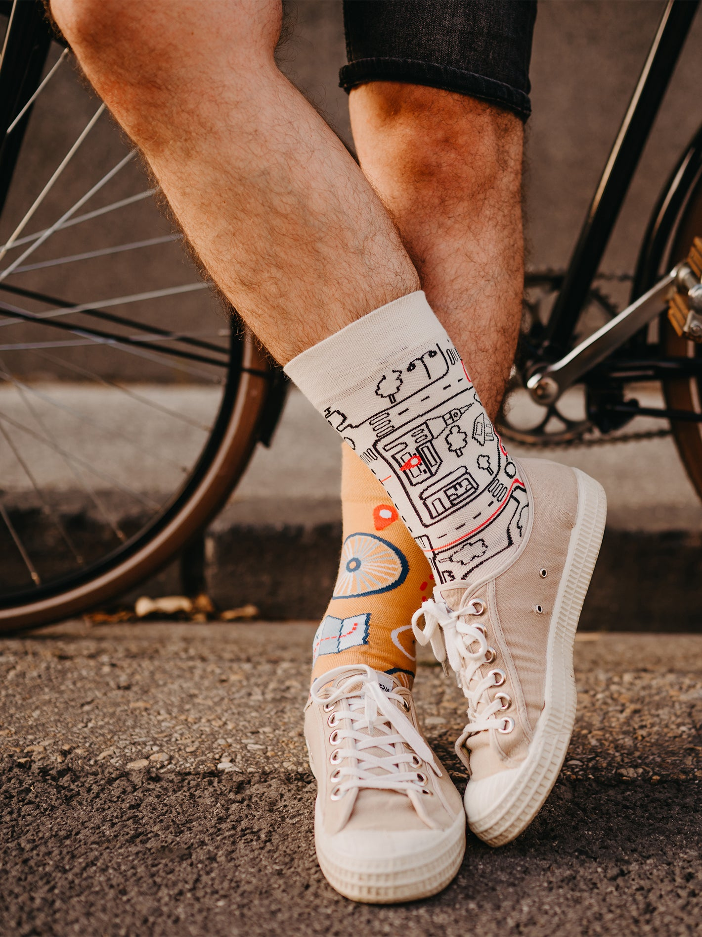 regular-socks-city-bike-02-13/136b50d9f780324e87b9a496762caef6297945ba