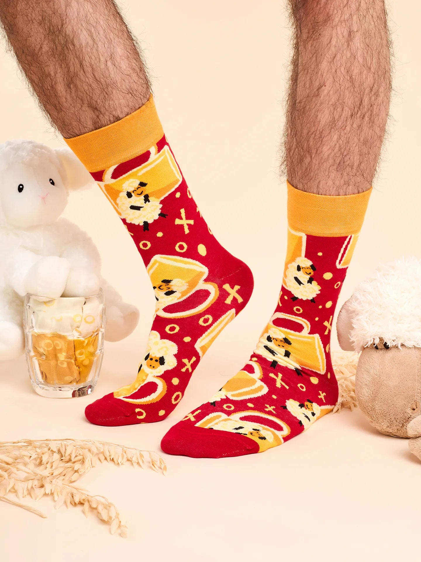 regular-socks-beer-sheep-02-26/263eeafbd37af9c26c69144a0c4003efacd95749