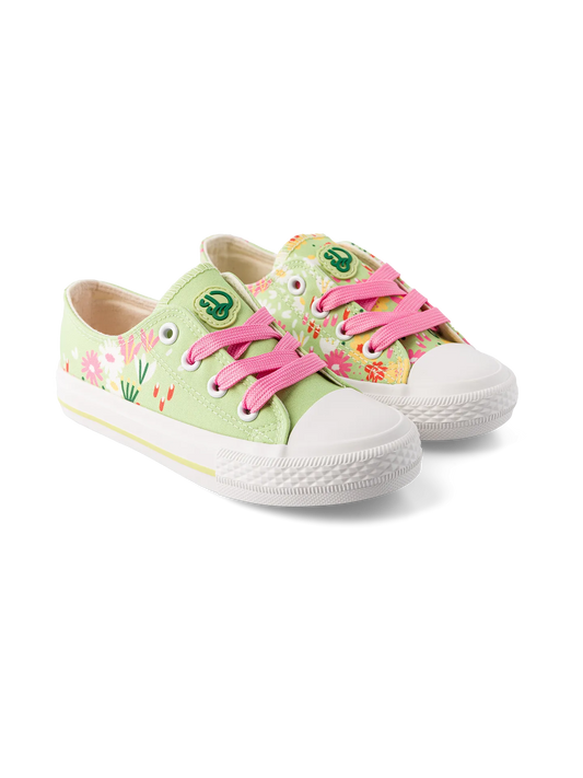 kids-canvas-shoes-flower-garden-76/7685f4a1f4d6452b7a26d86a6c8b2a4287162ce1