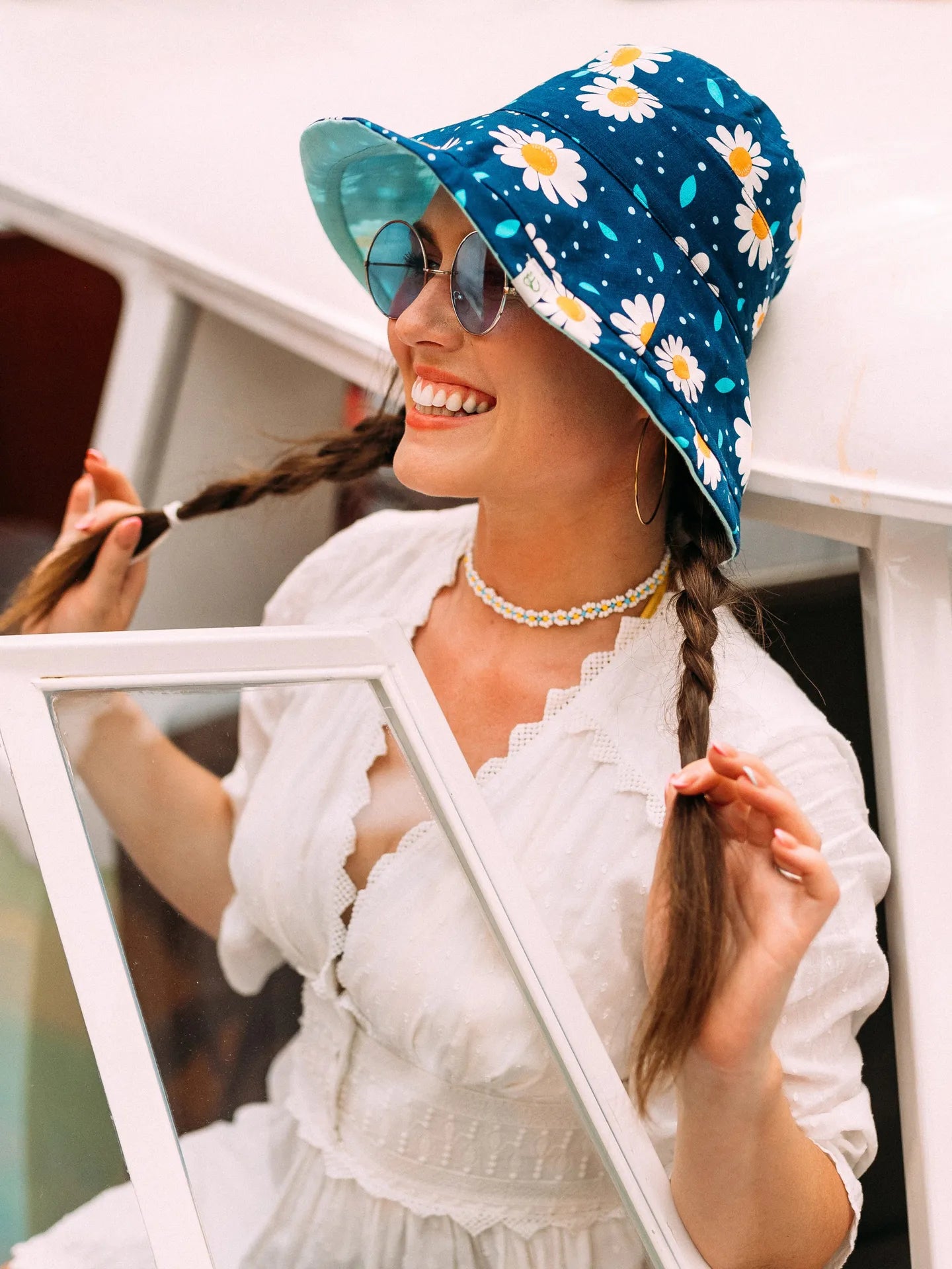 womens-bucket-hat-daisy-blossom-06/06aee63bb3620e7ceb588a0a16daf03efb660483