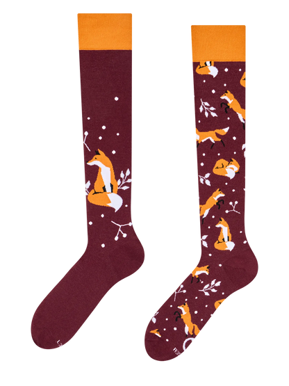 knee-high-socks-fox-leaves-89/8923f20ecd34a819105219f9bcba3e0325f52165