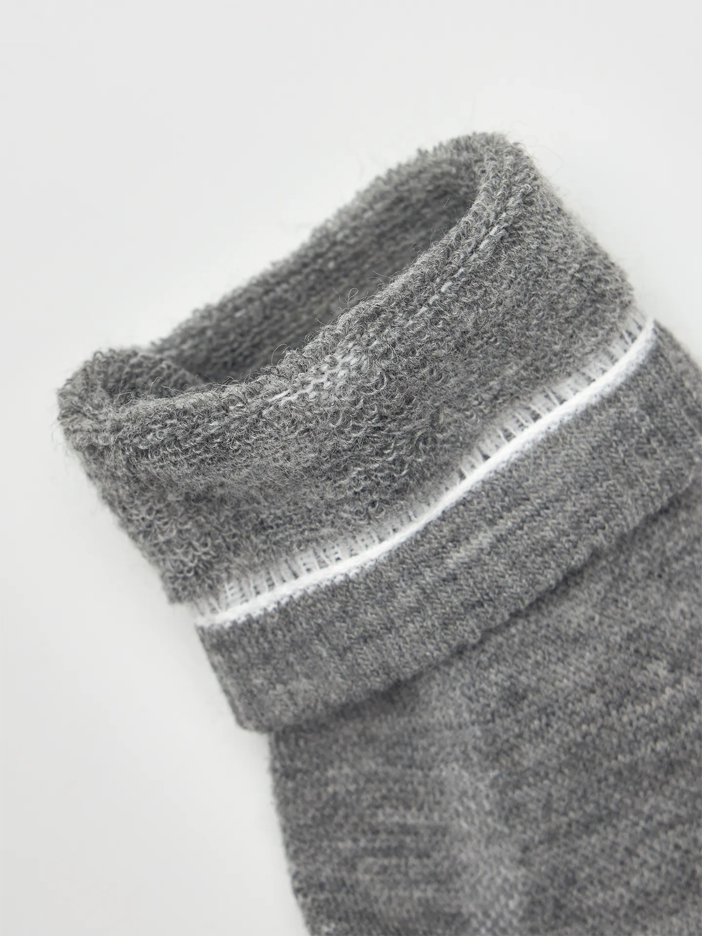 grey-merino-wool-terry-socks-93/93f81c35e1385fa2c93ee2acb8cd4a2d139b0102