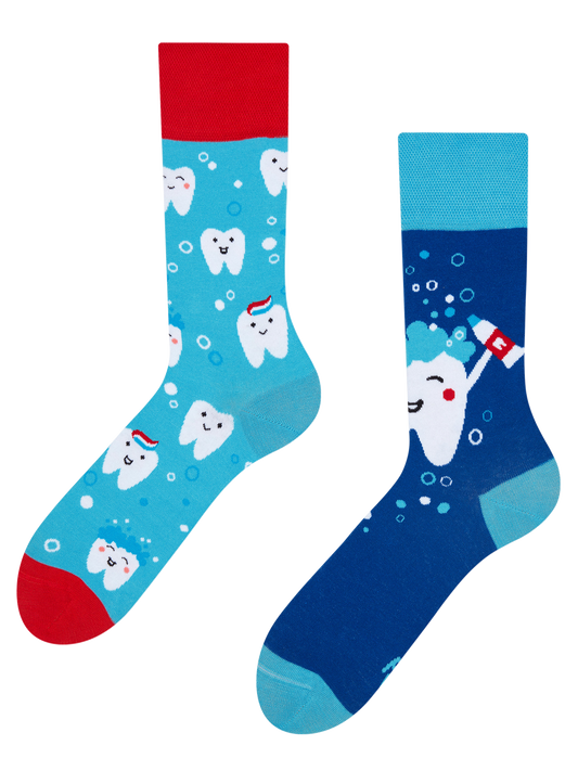 regular-socks-clean-teeth-02-93/932cc6a7d3c9aab60fd069bee703adb150114ef2