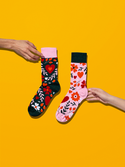 Calcetines alegres Amor floral