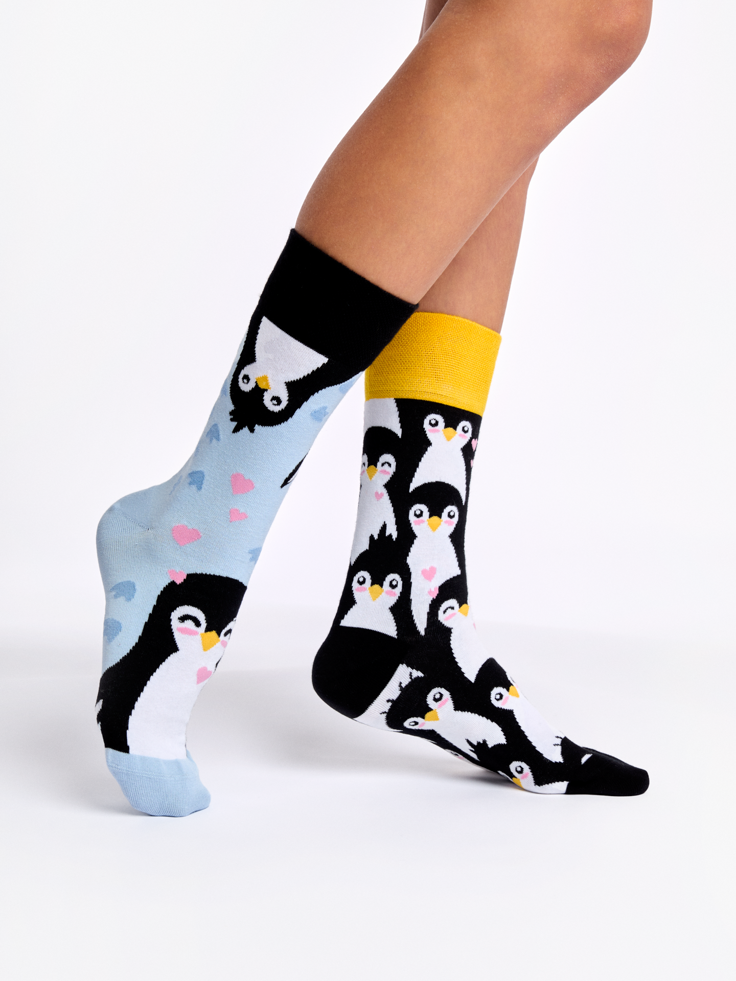 Calcetines alegres Pingüino en invierno