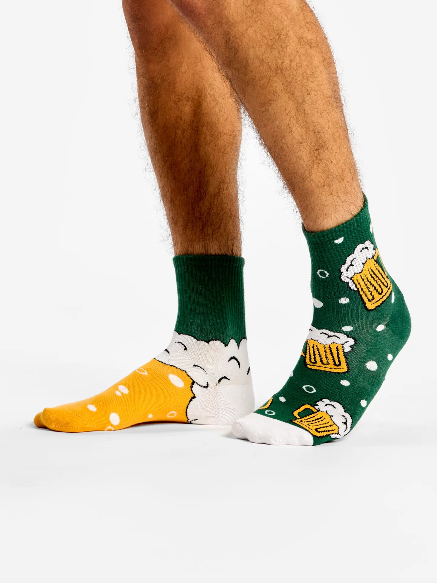 crew-socks-beer-bubbles-a2/a2280f45d7efb92737edf63c5dfac5d94bd4497d