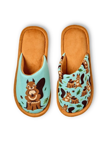 Pantuflas alegres Ardilla en el bosque