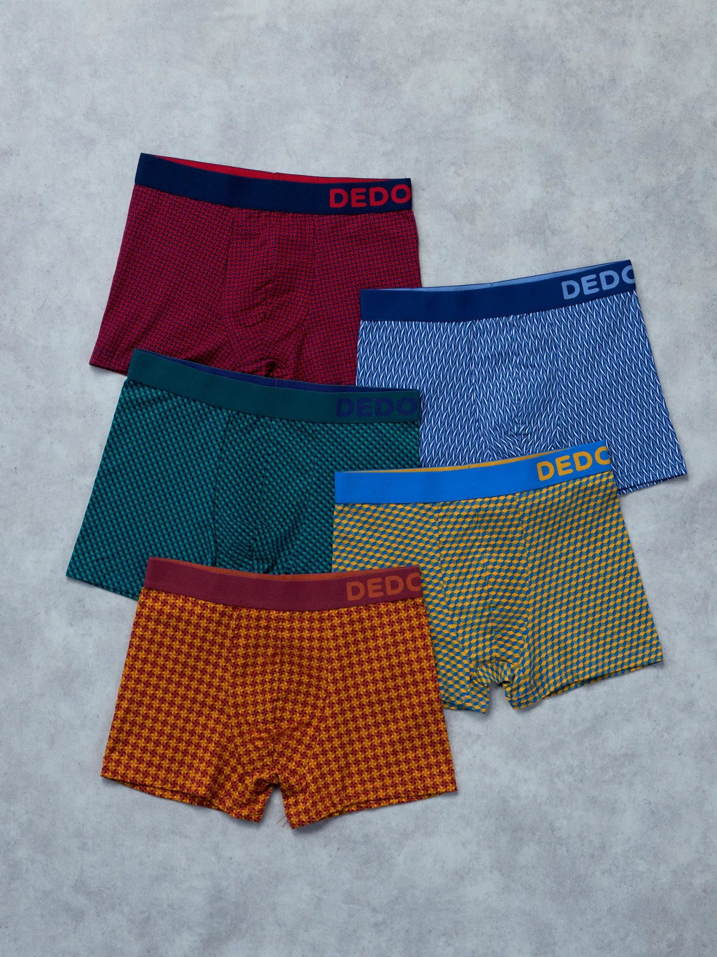 burgundy-yellow-mens-patterntrunks-70/70fec68c878f36354f1eb00a1f8596022638a5a2