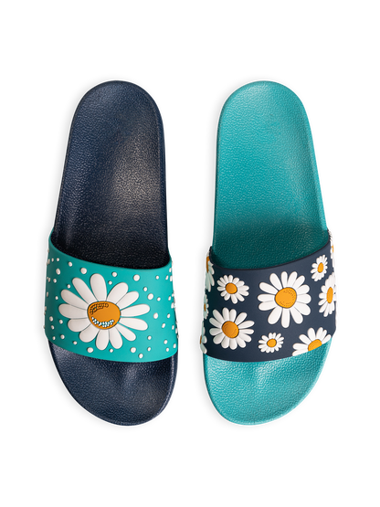 slides-daisy-blossom-1-30/30340f240b8cf027364bc6c4625e9681f9794c20