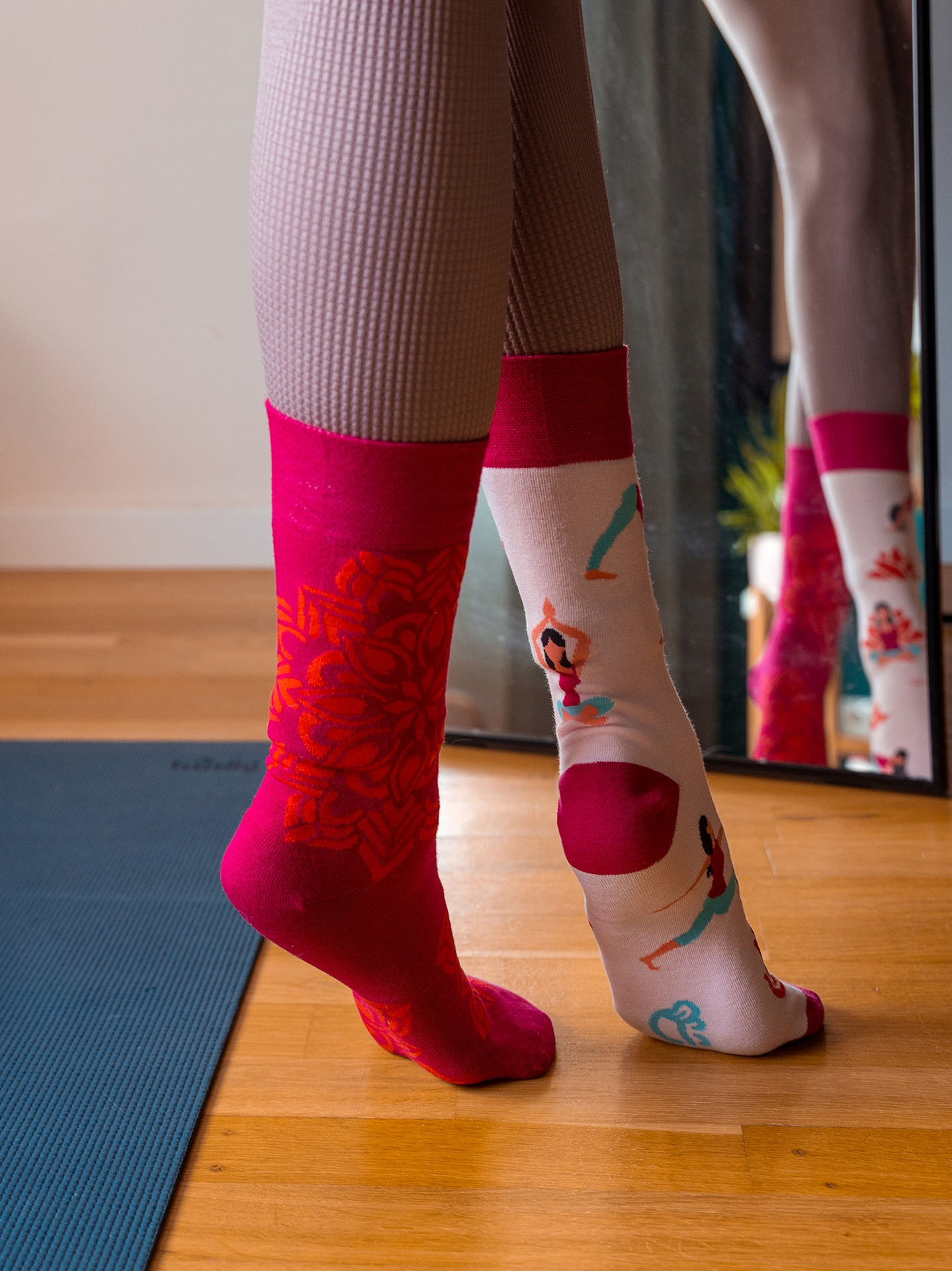 regular-socks-yoga-mandala-d1/d11e4c14e5858a0dd3a973ebafbfa90cedb3685d