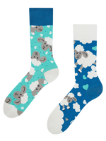 regular-socks-sheep-clouds-02-b9/b9a6c4fea51f0cef981d31eda57150e3165b04d8