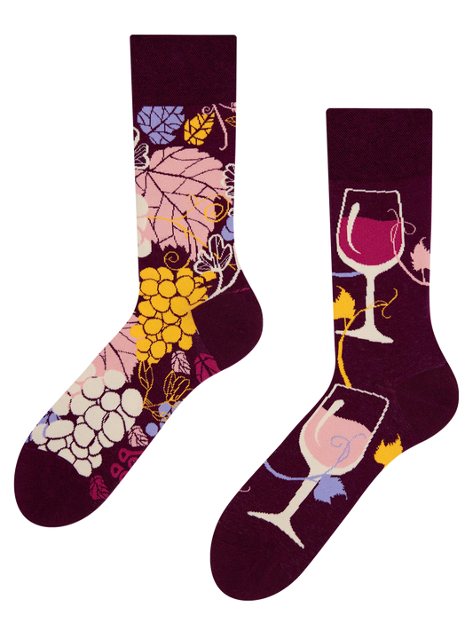 regular-socks-red-wine-02-aa/aa98ef6135a38a6195baee815d775a097d4ada21